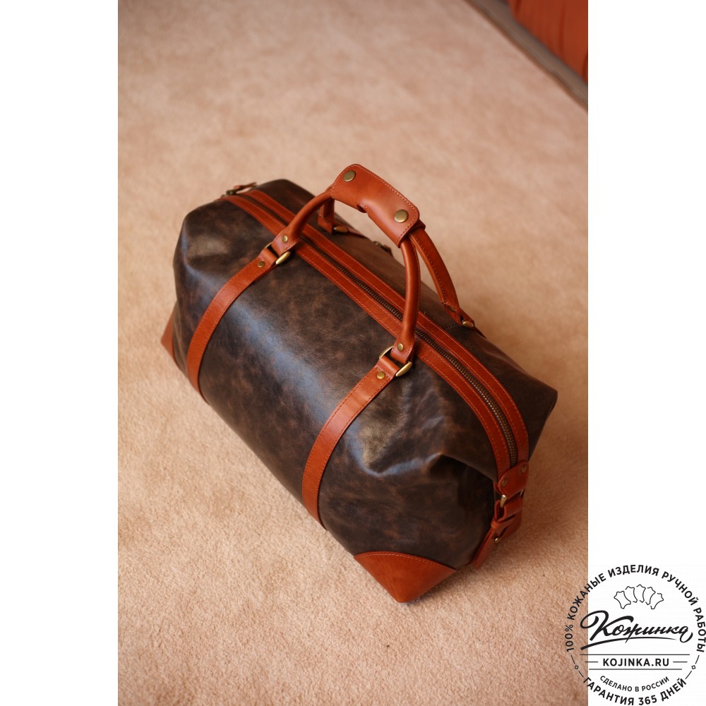 Кожаная дорожная сумка "Магнум" (чёрная)